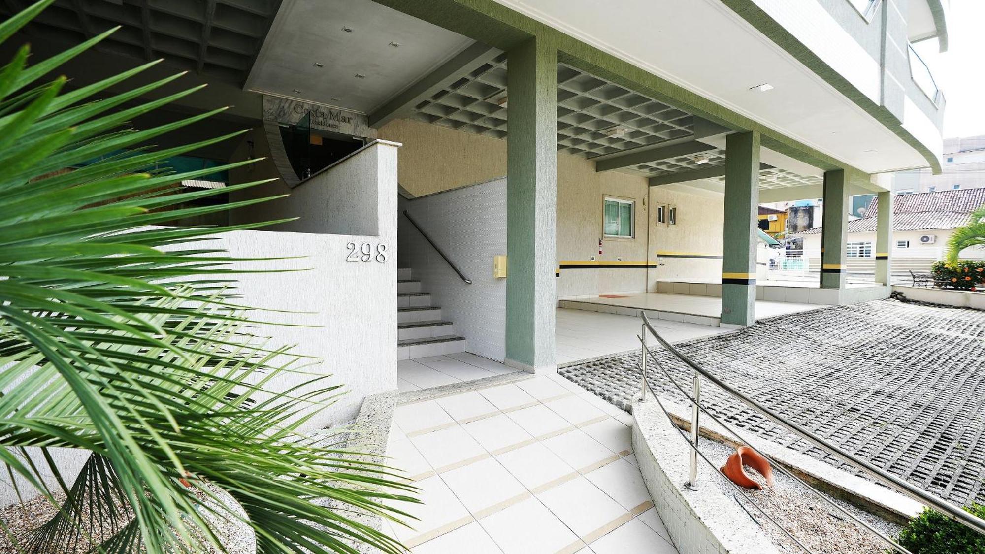 Edificio Costa Mar - Centro De Bombinhas Apartment Exterior foto